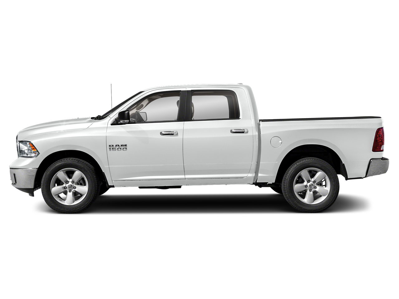 2022 RAM 1500 Classic SLT Crew Cab 4x2 5'7' Box
