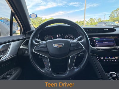 2023 Cadillac XT5 Sport