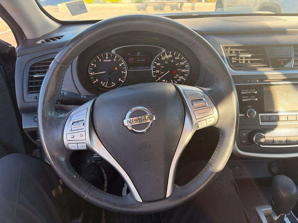 2016 Nissan Altima 2.5 SV 2.5 sv