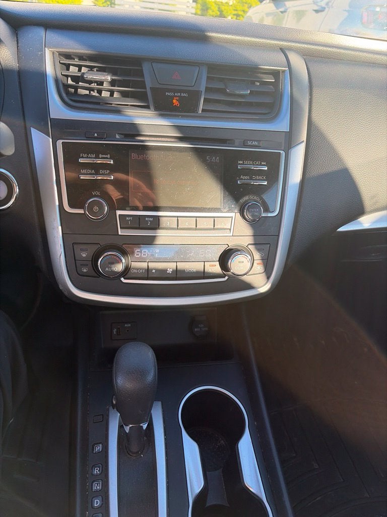 2016 Nissan Altima 2.5 SV 2.5 sv
