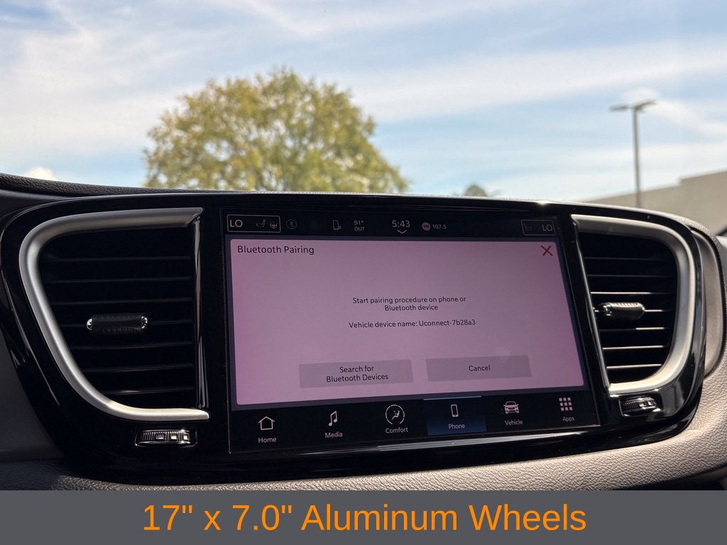 2024 Chrysler Pacifica Touring L