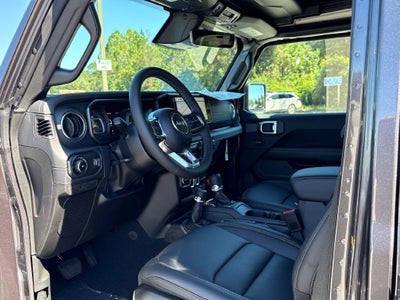 2027 Jeep Wrangler WRANGLER 4-DOOR SAHARA