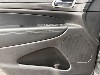 2022 Jeep Grand Cherokee WK Laredo X 4x2