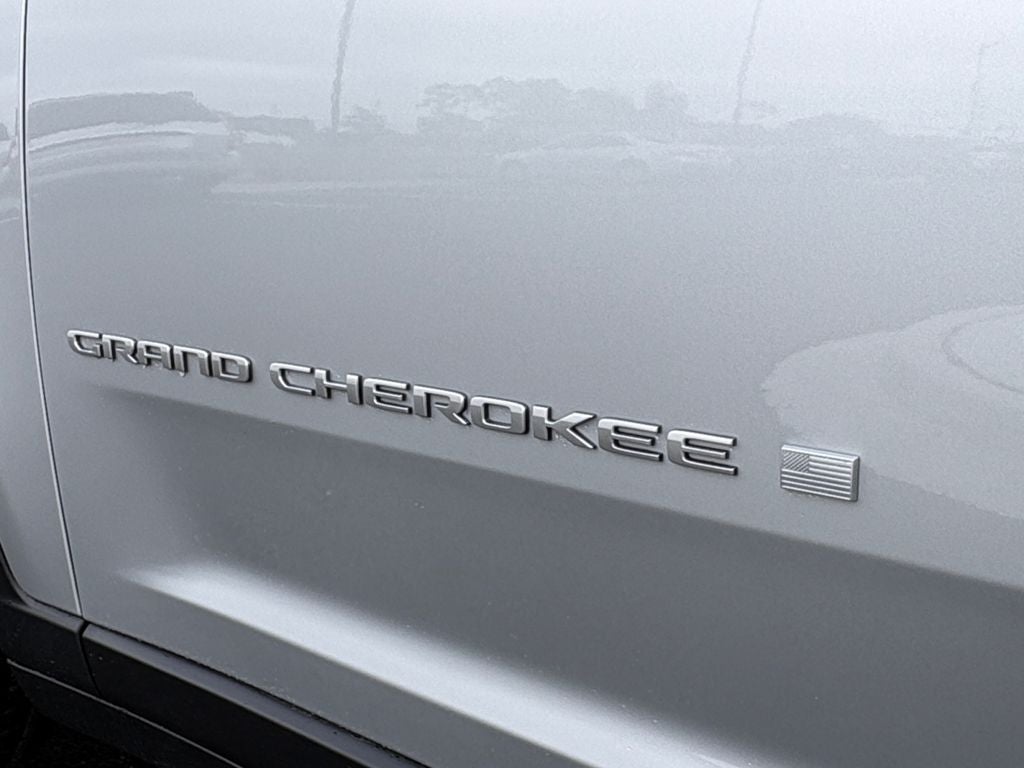 2026 Jeep Grand Cherokee GRAND CHEROKEE LAREDO X 4X2