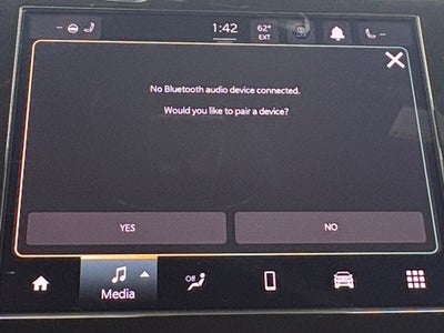 2026 Jeep Grand Cherokee GRAND CHEROKEE LAREDO X 4X2