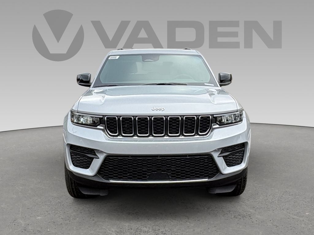 2026 Jeep Grand Cherokee GRAND CHEROKEE LAREDO X 4X2