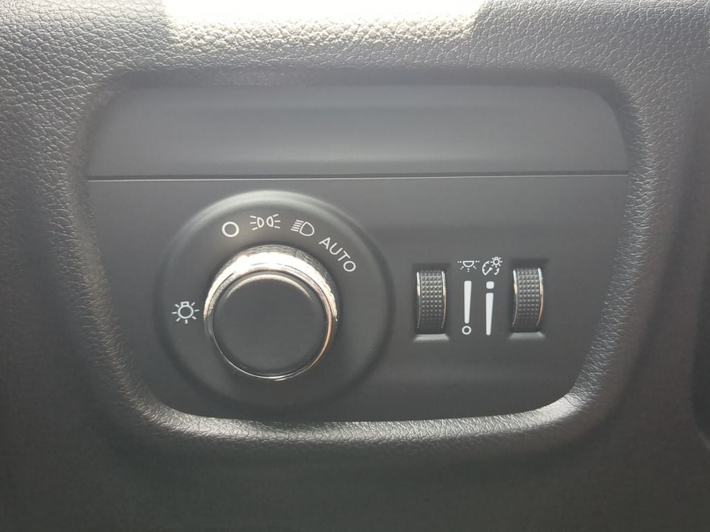 2025 Jeep Grand Cherokee GRAND CHEROKEE ALTITUDE 4X2