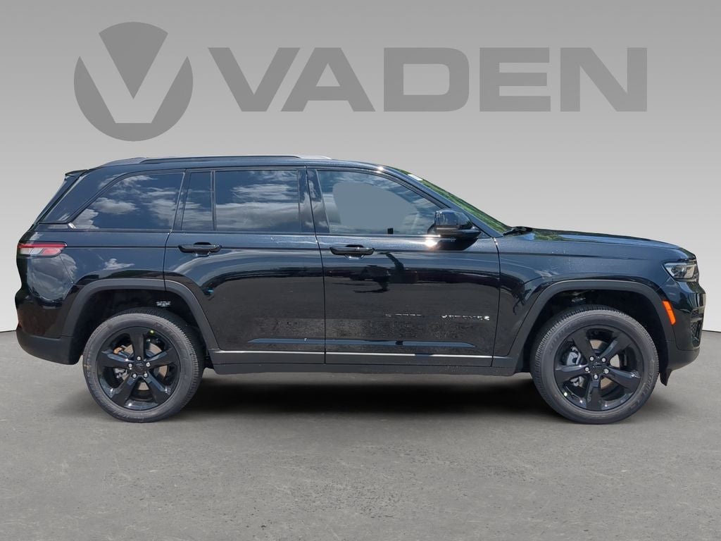 2025 Jeep Grand Cherokee GRAND CHEROKEE ALTITUDE 4X2