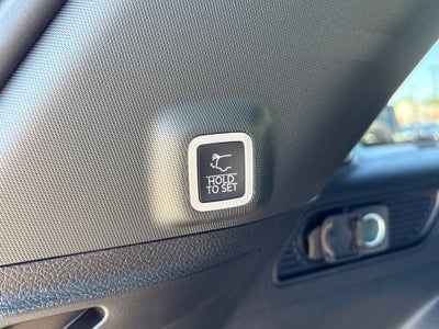 2027 Jeep Grand Cherokee GRAND CHEROKEE LAREDO ALTITUDE 4X2