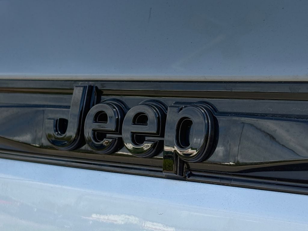 2026 Jeep Grand Cherokee GRAND CHEROKEE LAREDO ALTITUDE 4X2