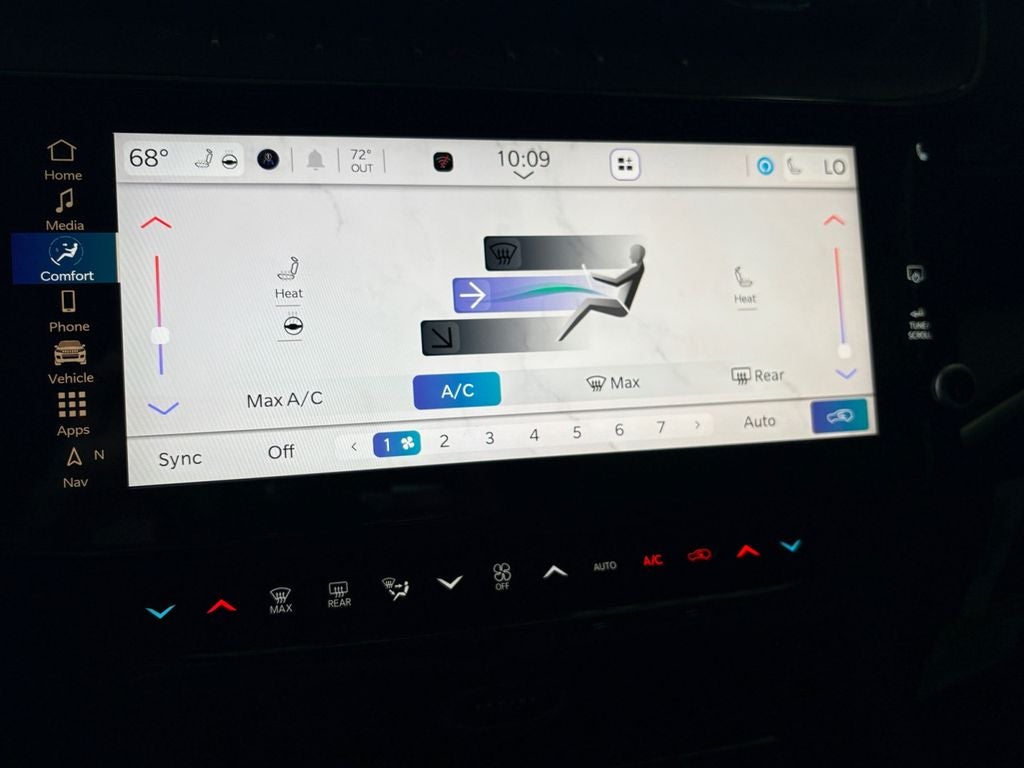 2026 Jeep Grand Cherokee GRAND CHEROKEE LAREDO ALTITUDE 4X2