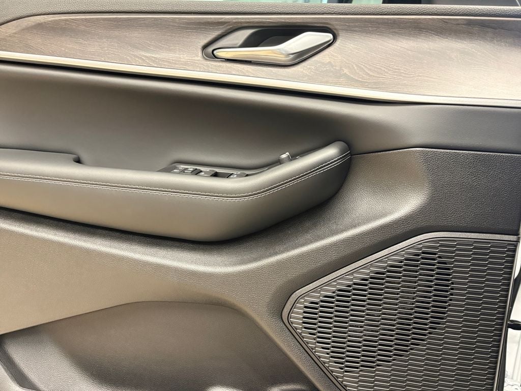 2026 Jeep Grand Cherokee GRAND CHEROKEE LAREDO ALTITUDE 4X2