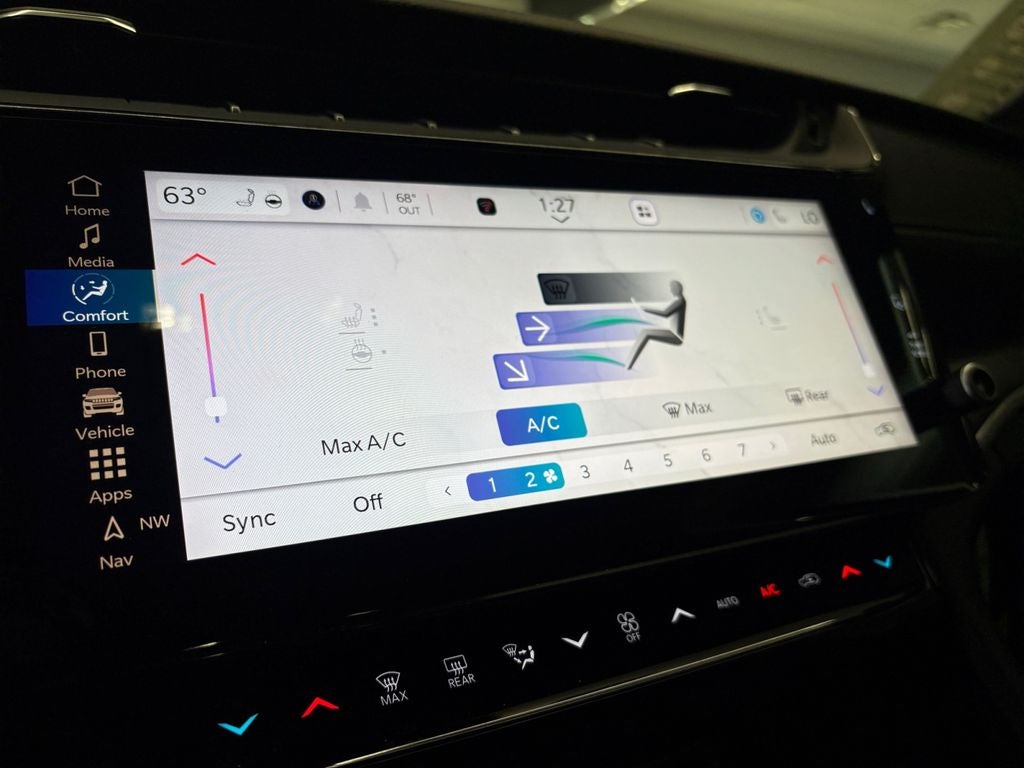 2026 Jeep Grand Cherokee GRAND CHEROKEE LAREDO ALTITUDE 4X2