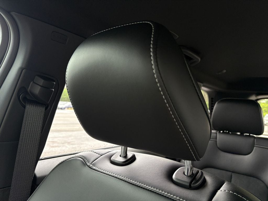 2026 Jeep Grand Cherokee GRAND CHEROKEE LAREDO ALTITUDE 4X2