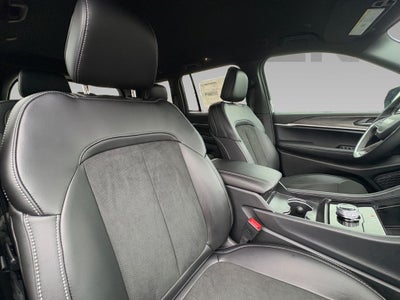 2026 Jeep Grand Cherokee GRAND CHEROKEE LAREDO ALTITUDE 4X2