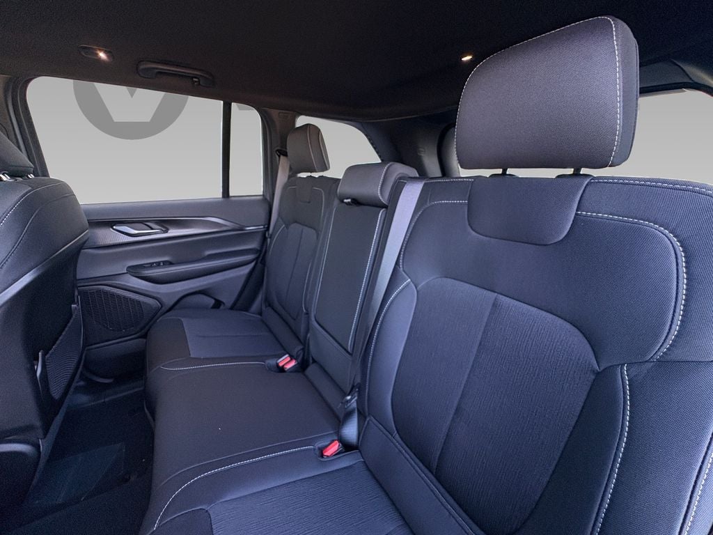 2026 Jeep Grand Cherokee GRAND CHEROKEE LAREDO 4X4