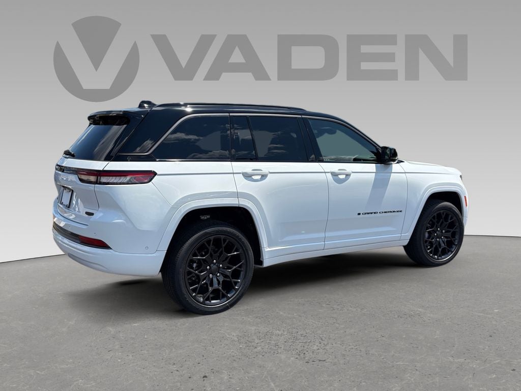 2026 Jeep Grand Cherokee GRAND CHEROKEE SUMMIT 4X4