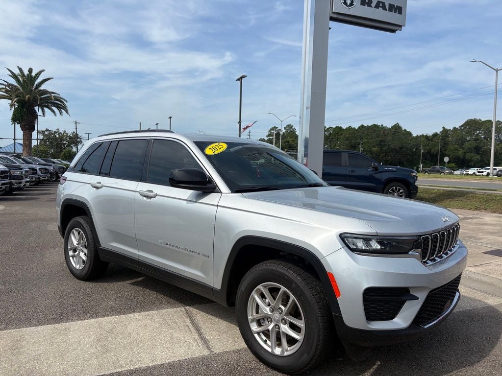 2026 Jeep Grand Cherokee GRAND CHEROKEE L LAREDO ALTITUDE 4X2
