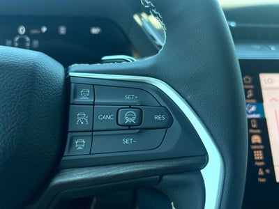 2026 Jeep Grand Cherokee GRAND CHEROKEE L LAREDO ALTITUDE 4X2