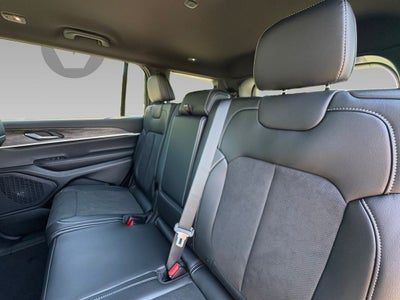 2026 Jeep Grand Cherokee GRAND CHEROKEE L LAREDO ALTITUDE 4X2
