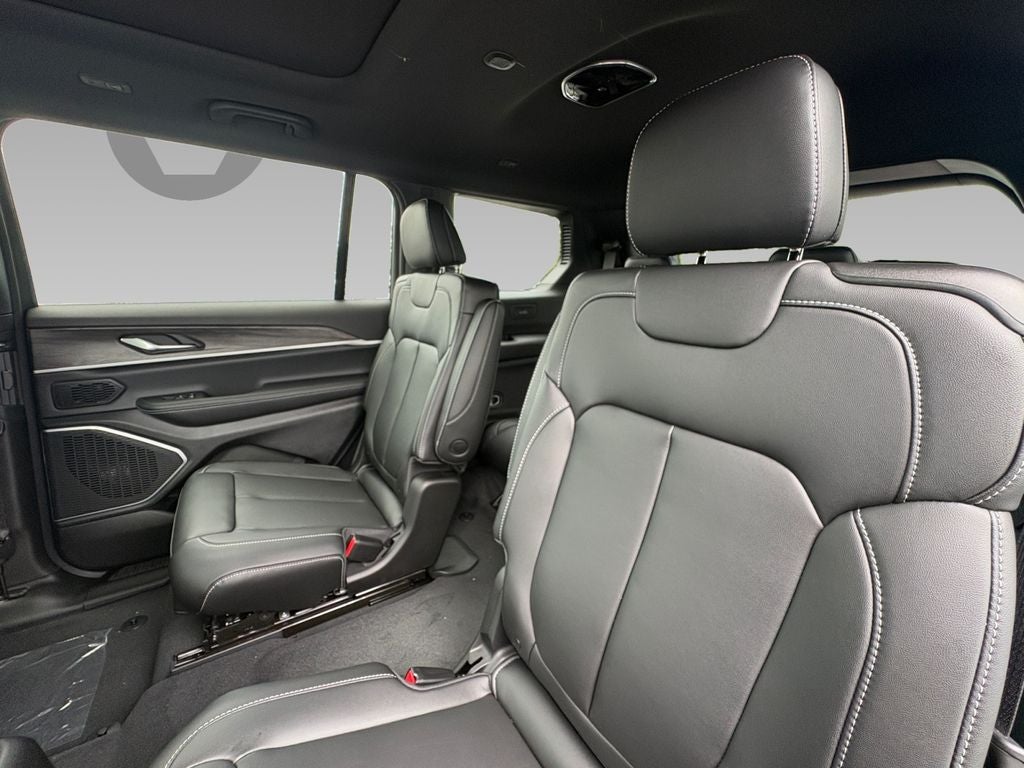 2026 Jeep Grand Cherokee GRAND CHEROKEE L LIMITED 4X2