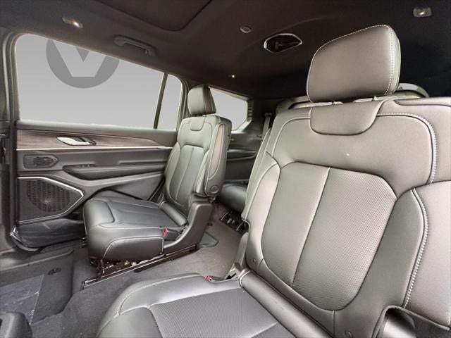 2026 Jeep Grand Cherokee GRAND CHEROKEE L LIMITED 4X2