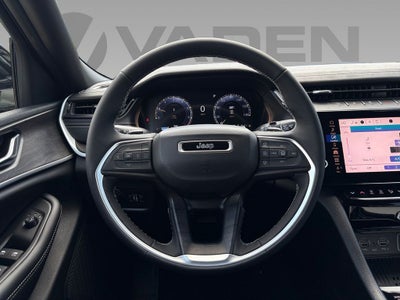 2026 Jeep Grand Cherokee GRAND CHEROKEE L LAREDO ALTITUDE 4X4