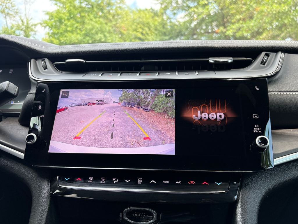 2026 Jeep Grand Cherokee GRAND CHEROKEE L LAREDO ALTITUDE 4X4