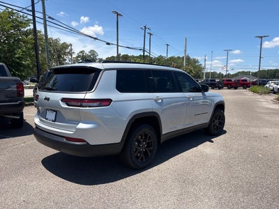 2026 Jeep Grand Cherokee GRAND CHEROKEE L LAREDO ALTITUDE 4X4
