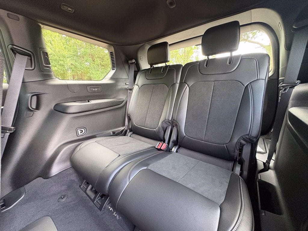 2027 Jeep Grand Cherokee GRAND CHEROKEE L LIMITED RESERVE 4X4