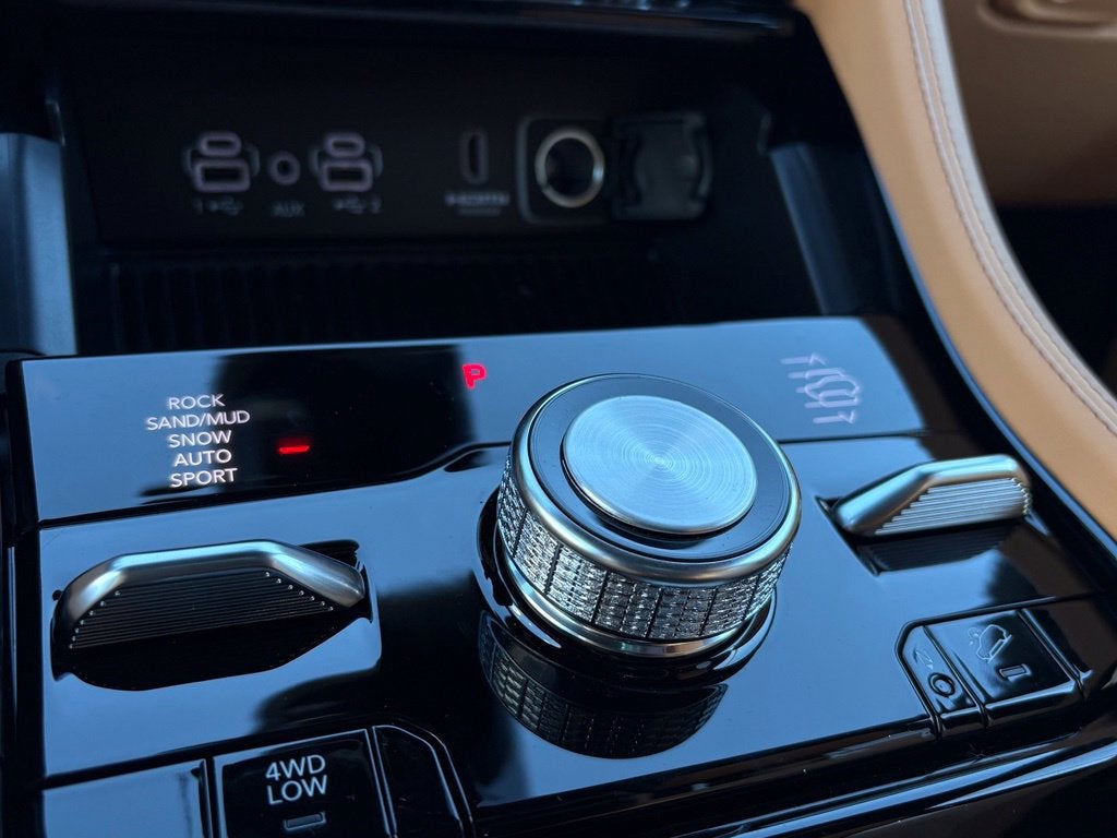 2027 Jeep Grand Cherokee GRAND CHEROKEE L SUMMIT 4X4