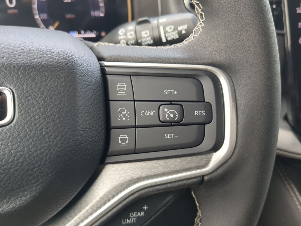 2025 Jeep Wagoneer WAGONEER L 4X4