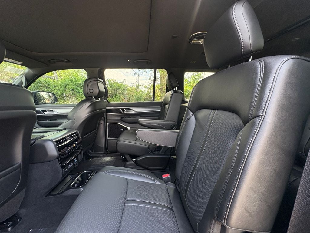 2026 Jeep Grand Wagoneer GRAND WAGONEER LIMITED ALTITUDE 4X4