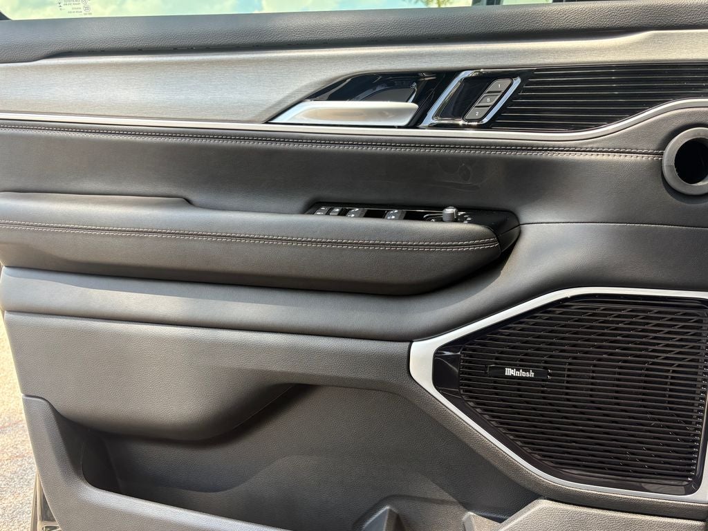 2026 Jeep Grand Wagoneer GRAND WAGONEER LIMITED ALTITUDE 4X4