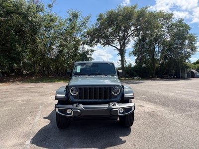 2026 Jeep Gladiator GLADIATOR SAHARA 4X4