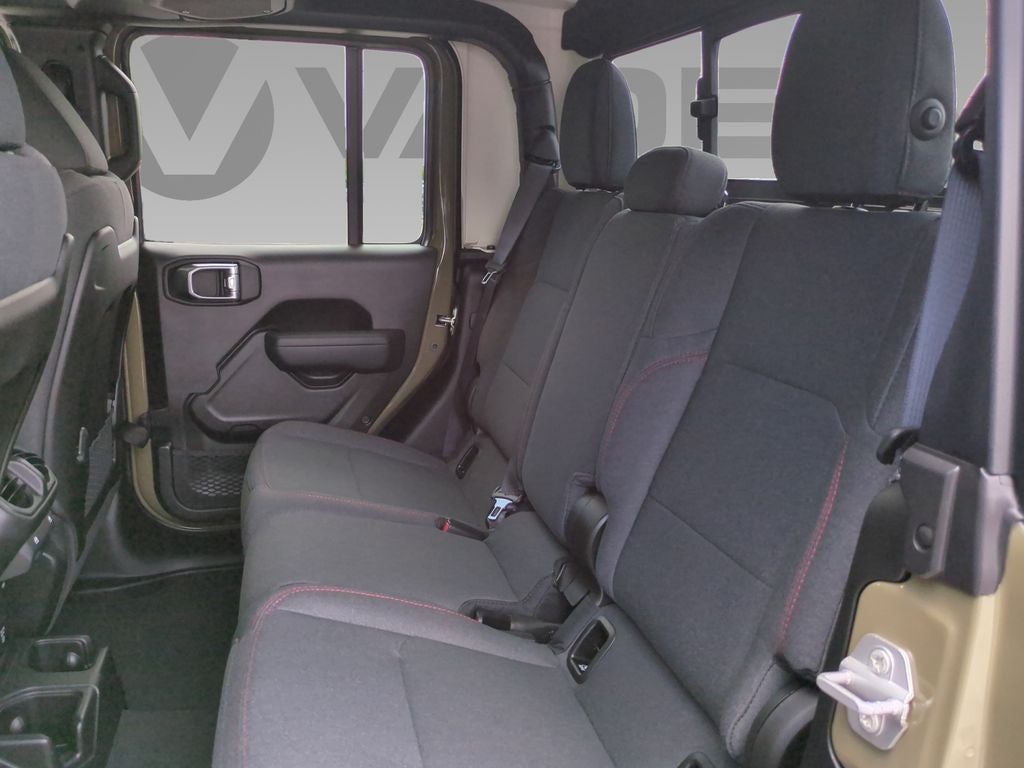 2025 Jeep Gladiator GLADIATOR RUBICON 4X4