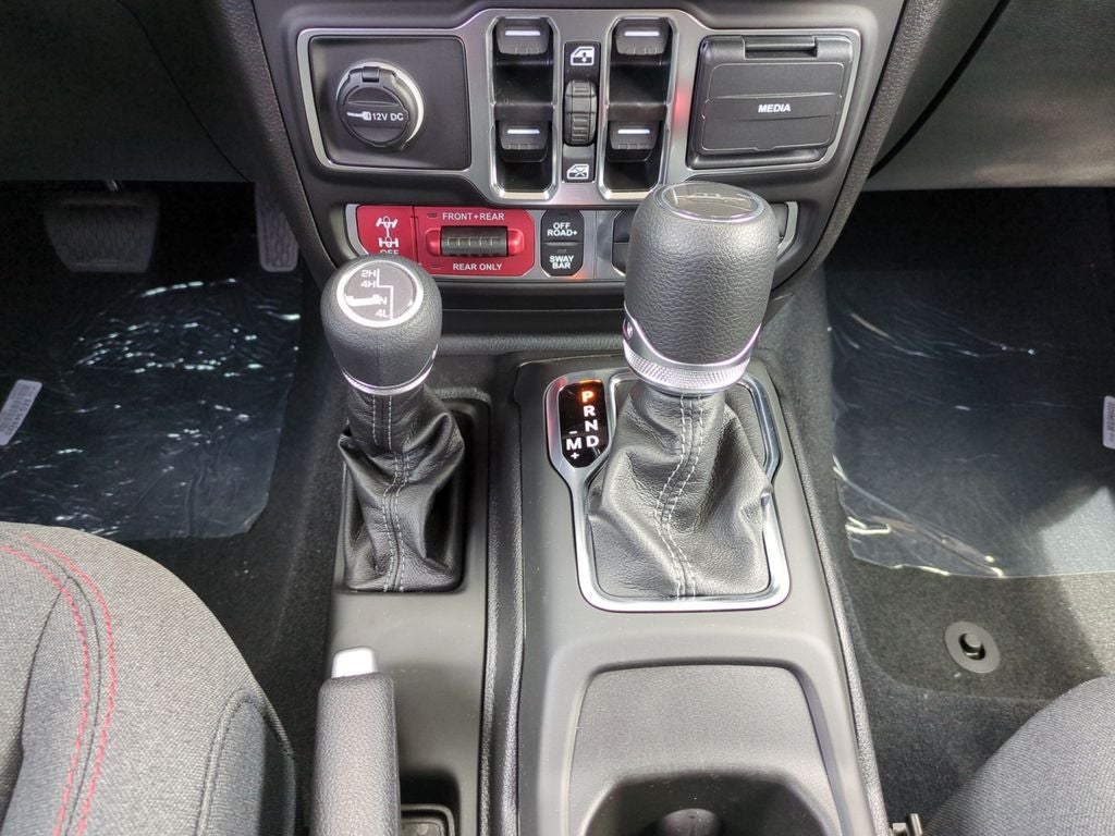 2025 Jeep Gladiator GLADIATOR RUBICON 4X4