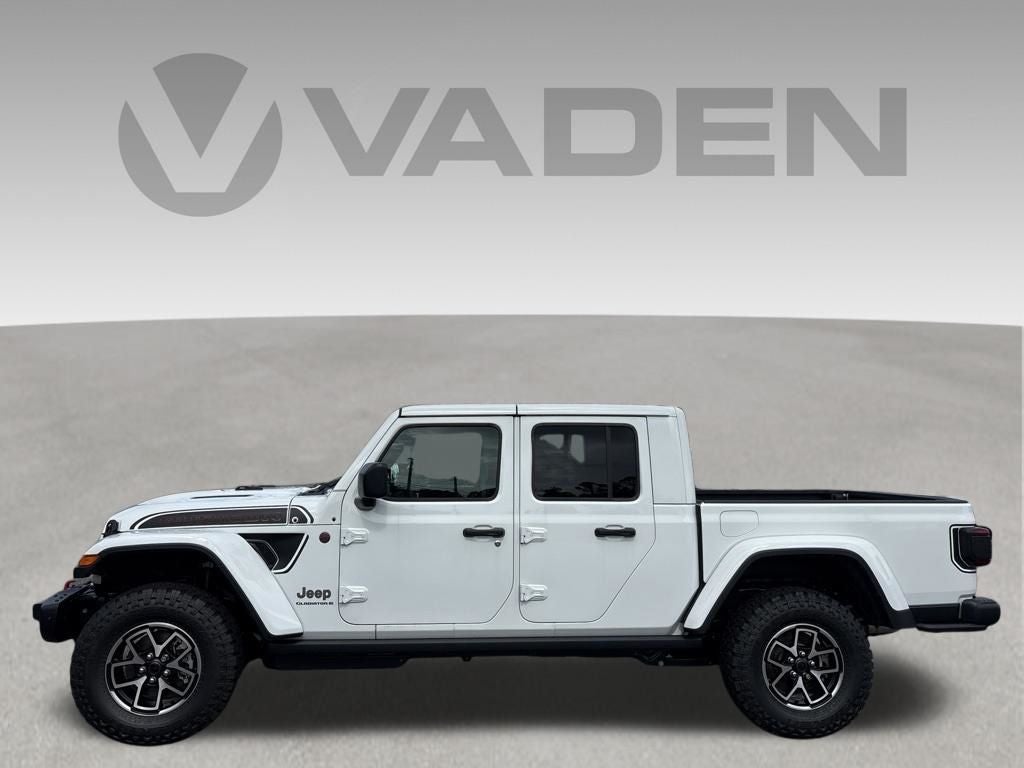 2026 Jeep Gladiator GLADIATOR SHADOW OPS 4X4