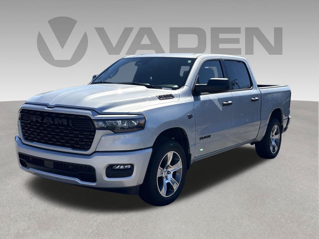 2027 RAM Ram 1500 RAM 1500 EXPRESS CREW CAB 4X2 5'7' BOX