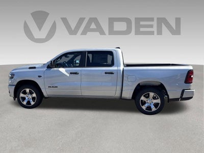 2027 RAM Ram 1500 RAM 1500 EXPRESS CREW CAB 4X2 5'7' BOX