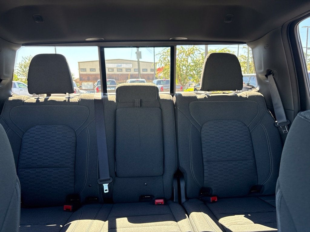 2027 RAM Ram 1500 RAM 1500 EXPRESS CREW CAB 4X2 5'7' BOX