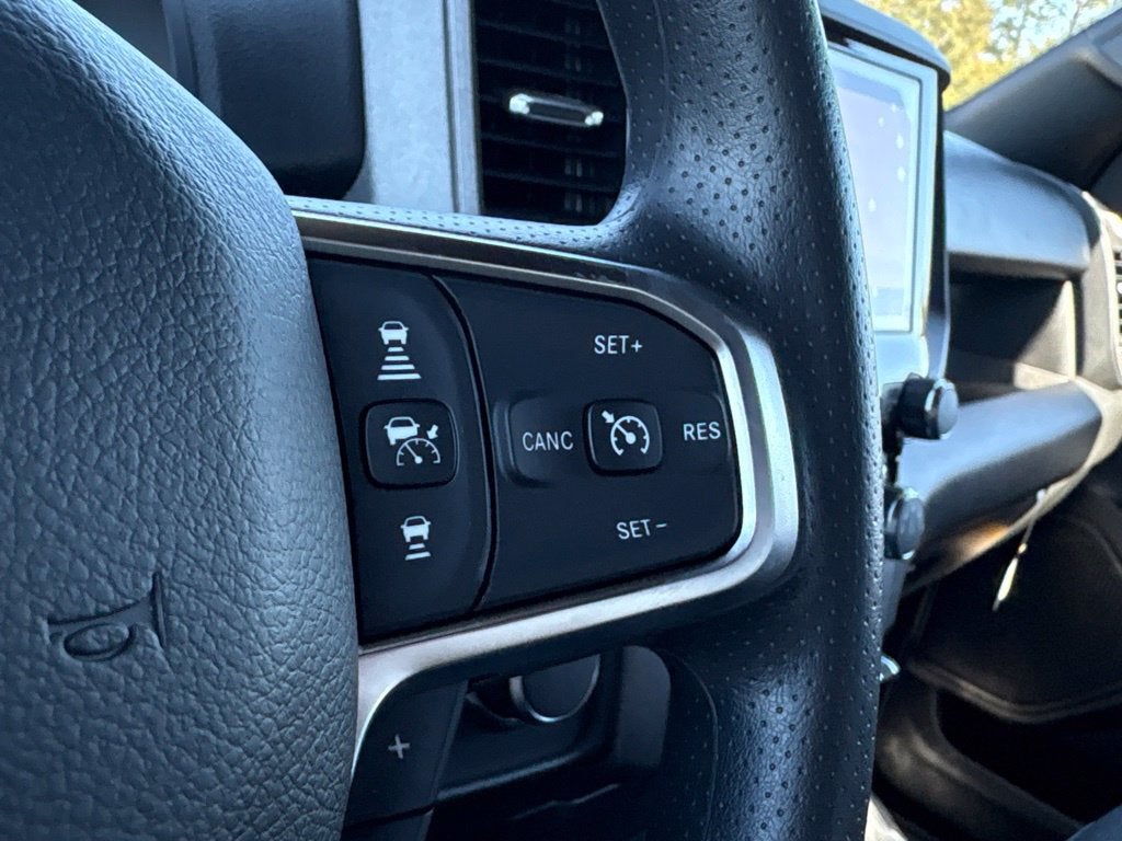 2027 RAM Ram 1500 RAM 1500 EXPRESS CREW CAB 4X2 5'7' BOX