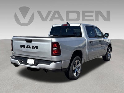 2027 RAM Ram 1500 RAM 1500 EXPRESS CREW CAB 4X2 5'7' BOX