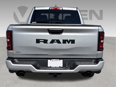 2027 RAM Ram 1500 RAM 1500 EXPRESS CREW CAB 4X2 5'7' BOX