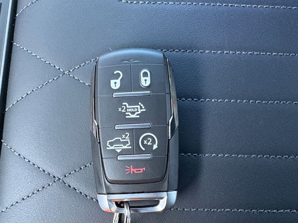 2026 RAM Ram 1500 RAM 1500 LIMITED CREW CAB 4X4 5'7' BOX