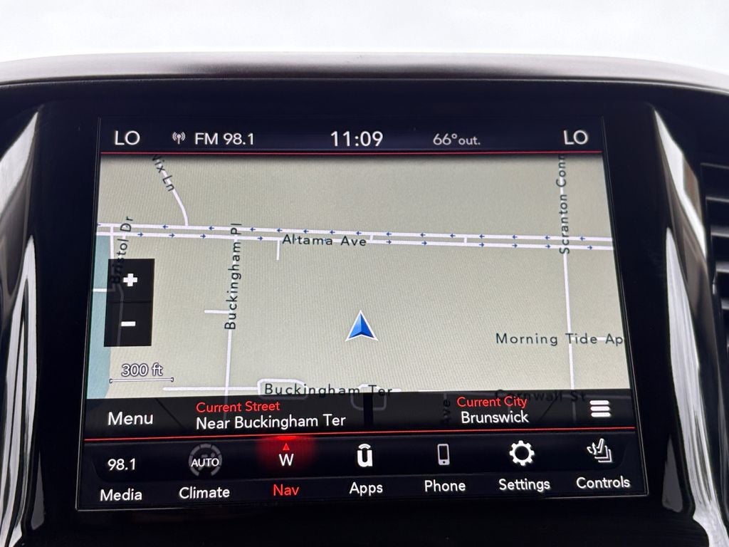 2021 RAM 1500 Laramie Crew Cab 4x4 5'7' Box