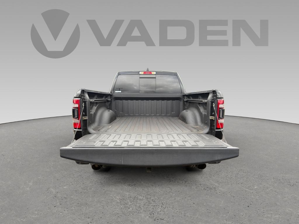 2019 RAM 1500 Laramie Crew Cab 4x4 5'7' Box