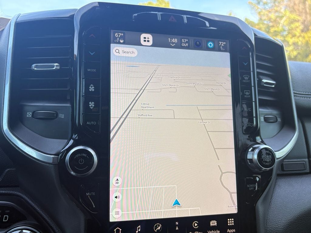 2022 RAM 1500 Laramie Crew Cab 4x4 5'7' Box