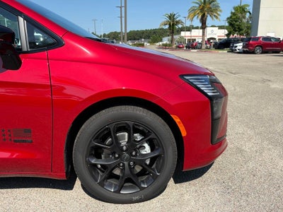 2027 Chrysler Pacifica PACIFICA SELECT