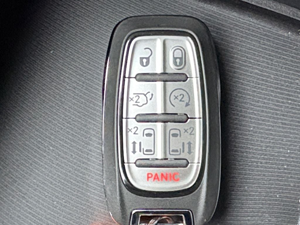 2026 Chrysler Pacifica PACIFICA SELECT